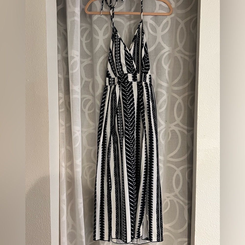 Niay (SHEIN) dress